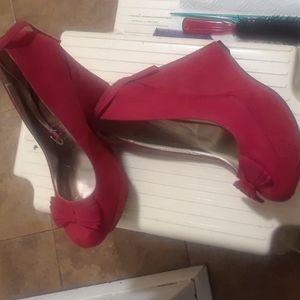 Women's wedge heels